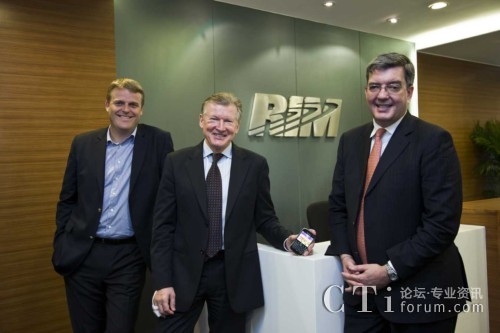 RIM��˾��̫�^(q��)�߼�������Urpo Karjalainen���� (�D��) �� RIM�Ї��^(q��)�����x������� (�D��) �� ��RIM�Ї��^(q��)�N�۸����ü恆̫�^(q��)���ϠI�N������Alex Lambeek���� (�D��)